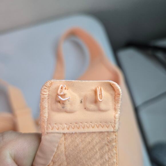 Athleta Advance Bra B-G High Impact Women's Size 32DD - Picture 4 of 5